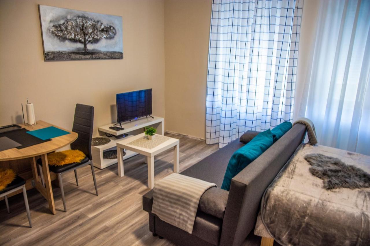 Apartment & Room Eni Zagreb Ngoại thất bức ảnh