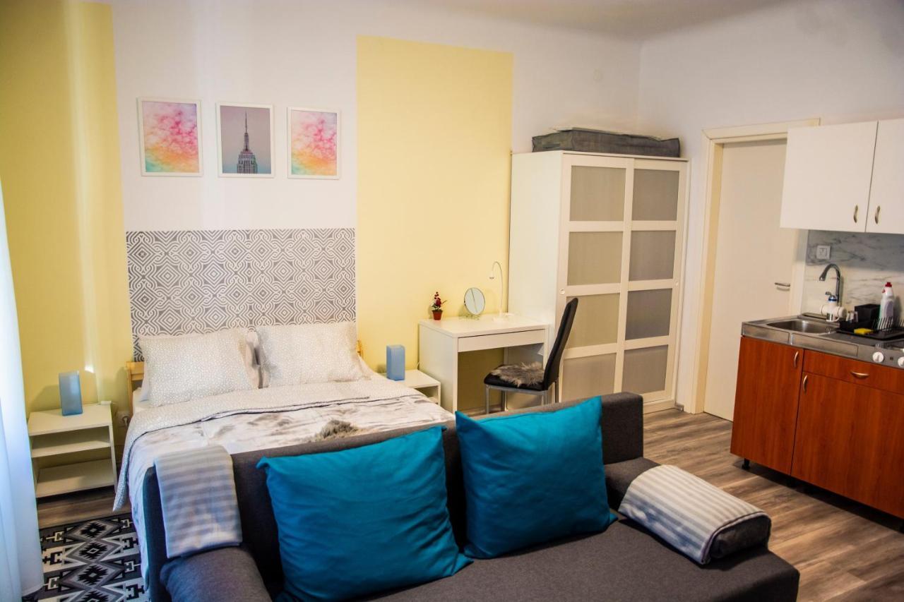 Apartment & Room Eni Zagreb Ngoại thất bức ảnh
